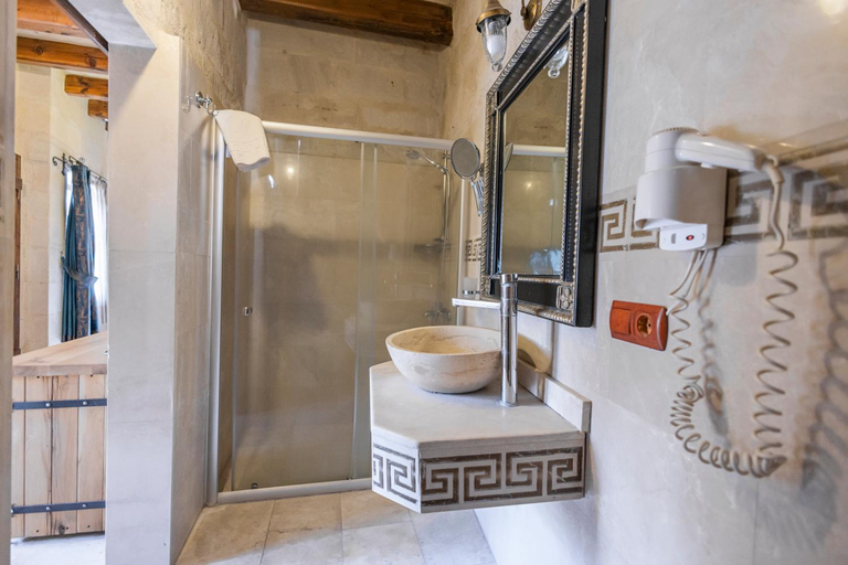 Bathroom 4, The Dorm Cave By Travellers, Nevşehir