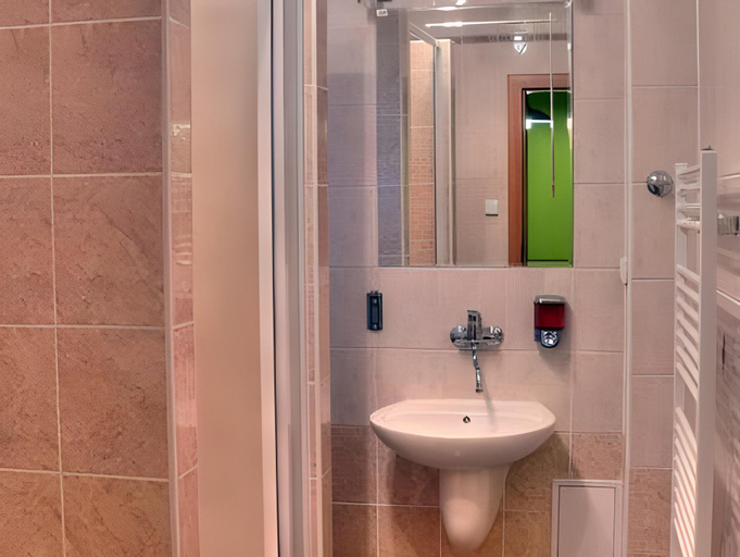 Bathroom 5, Privat Baja, Liptovský Mikuláš