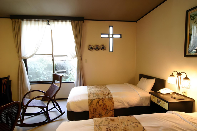 Bedroom 3, Izukogen Shirogasaki Onsen Hanafubuki, Itō
