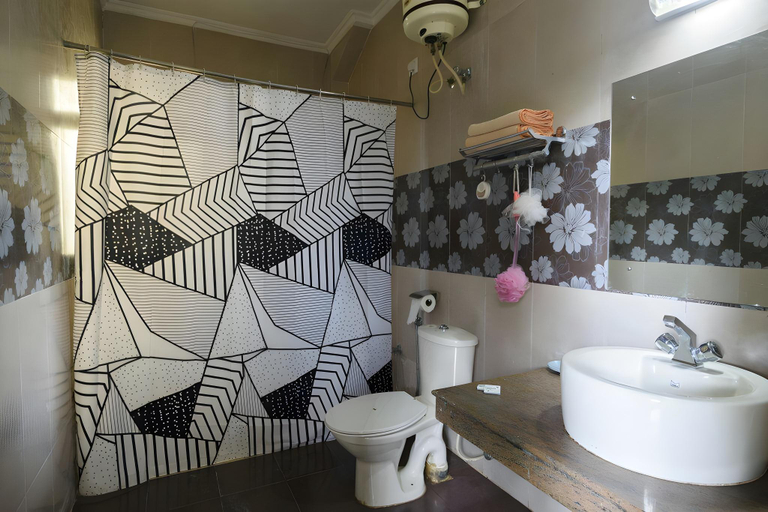 Bathroom 2, SNS beach holiday villa with private swimming pool, North Goa