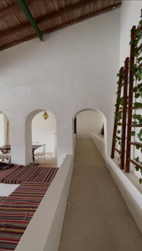 Others 5, Casa Garcia, Moura