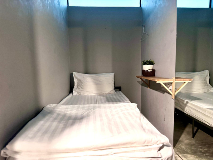 Bedroom 2, Dancenter The Spades Hostel, Pathum Wan