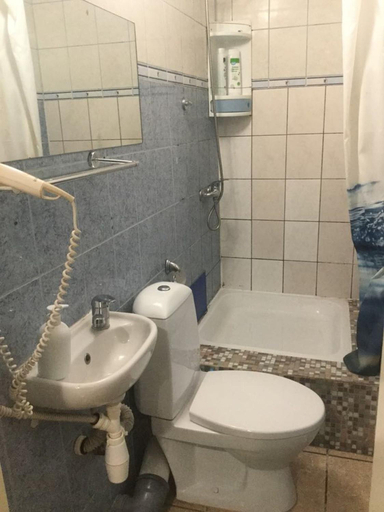 Bathroom 3, Harbour Hostel, Tallinn