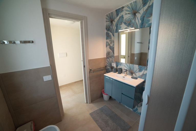 Bathroom 3, L'Eco Del Mare, Salerno