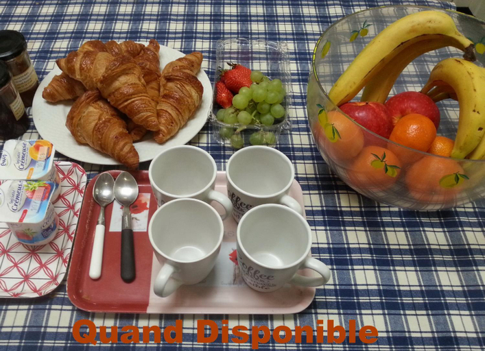 Food & Drinks 4, Villa Les Martinets-Parking Prive-Piscine-Jacuzzi-Chambres Climatisees, Hérault