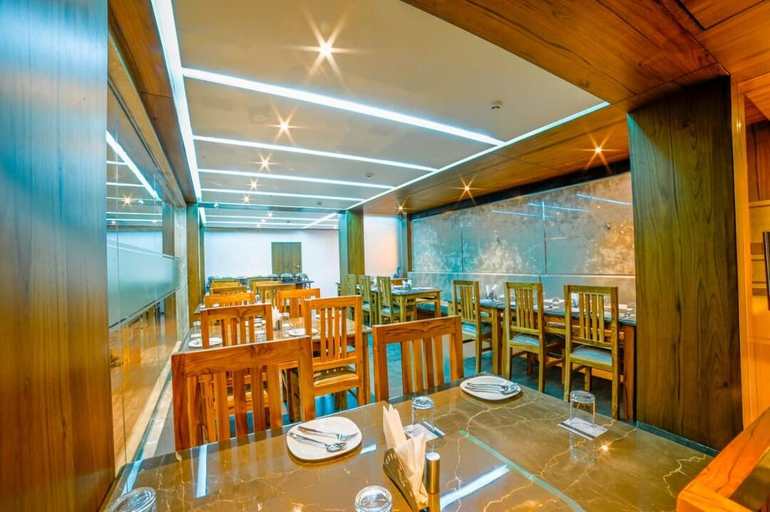 Food & Drinks 5, Hotel Sea Port, South Andaman