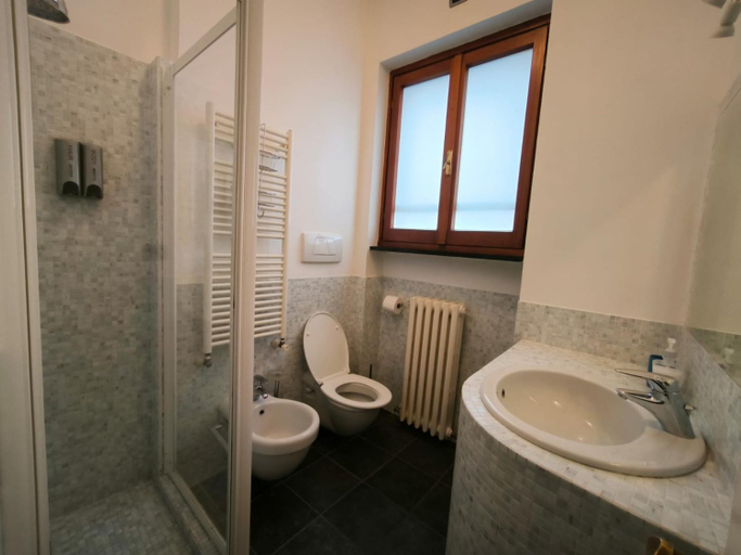 Others 4, B&B Monte di Portofino, Genova