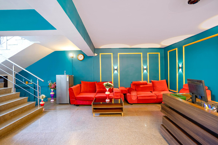 Public Area 2, Fabhotel Bagatel, North Goa