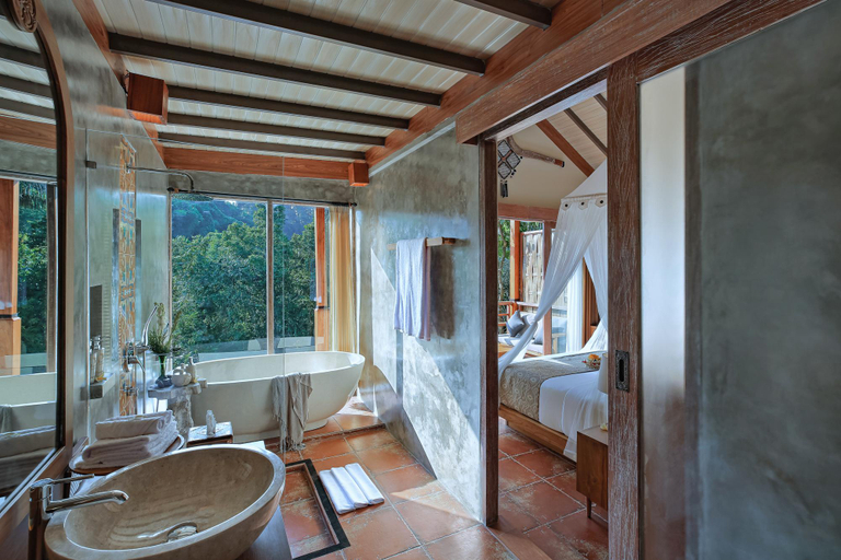 Bathroom 3, Harsa Sanctuary by GenuineHost, Gianyar