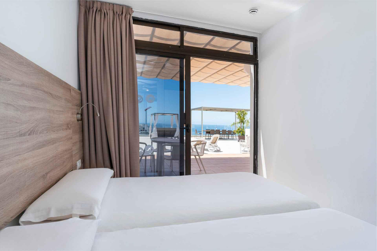 Bedroom 3, Hotel Altamar, Las Palmas