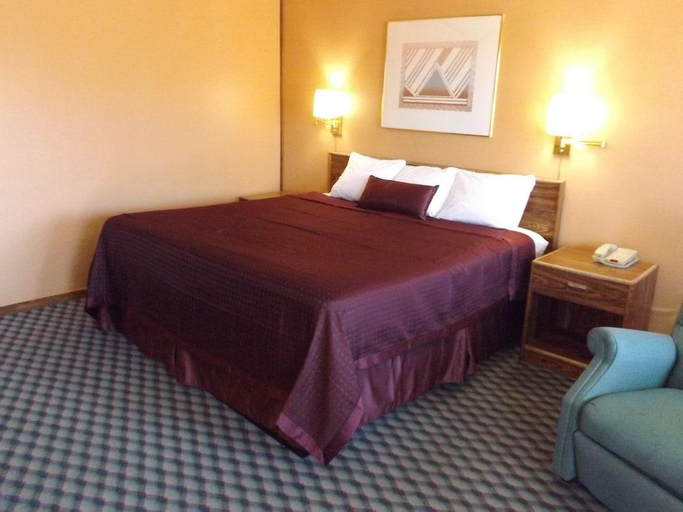 Bedroom 2, Tristar Inn Xpress, Quay