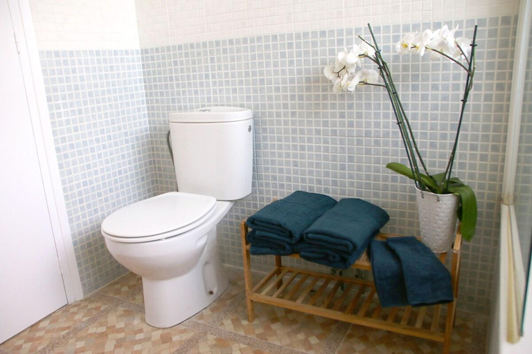 Bathroom 4, Villa mar y montaña, Barcelona