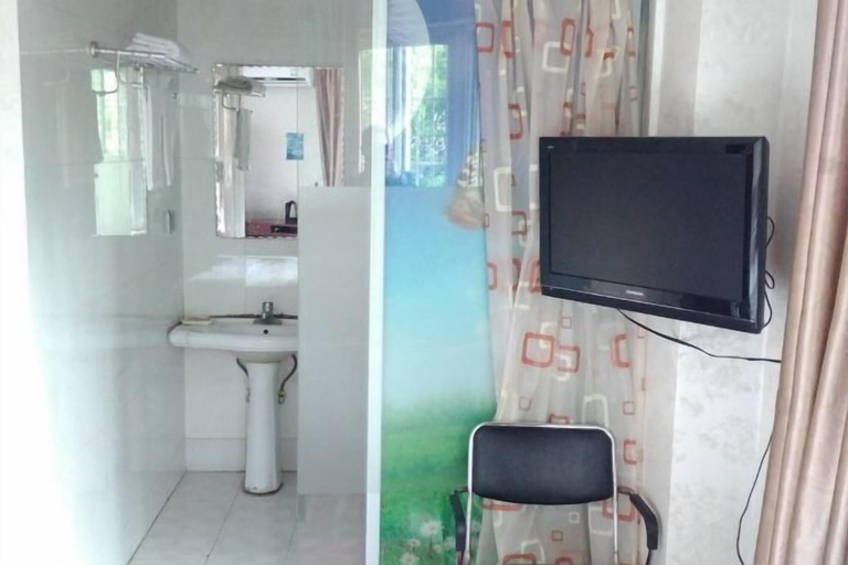 Room 2, Yuanyuan Hostel, Shanghai