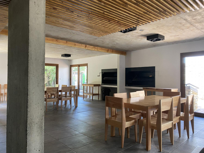 Food & Drinks, Alamos de los Andes - Andarlibre, Lacar