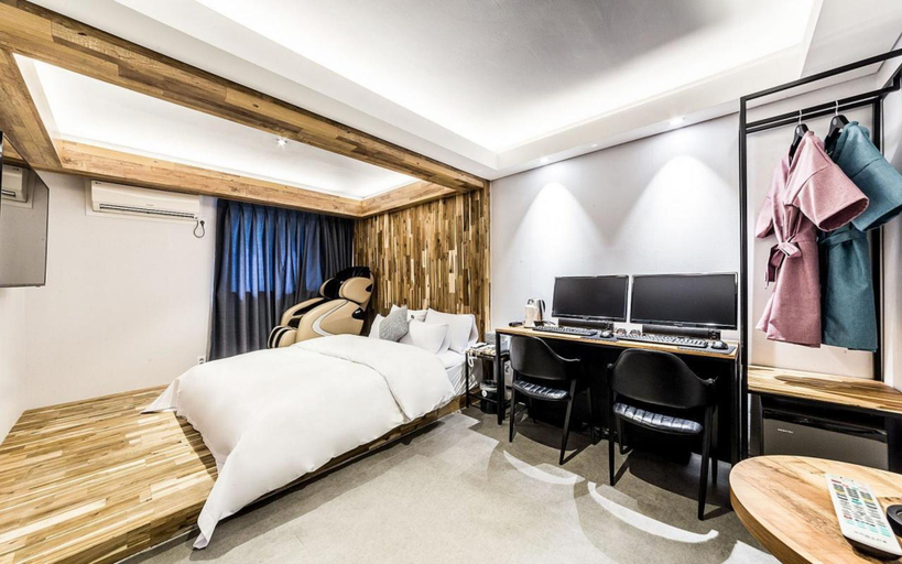 Bedroom 4, Hotel A, Gangseo