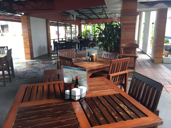 Food & Drinks, Hotel Bahia Subic Bay, Olongapo City