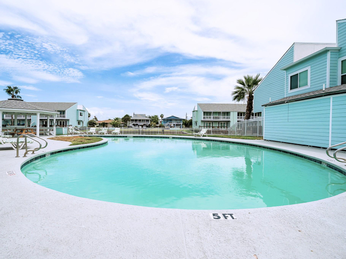 Sport & Beauty 2, The Salty Aloha, Aransas