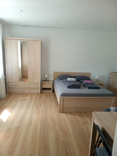 Bedroom 3, Zum Bothmerschen Krug, Heidekreis