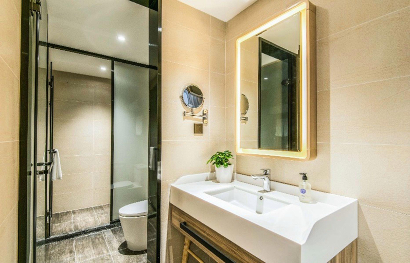Bathroom 3, Hanting Premium Hotel Xi'an North Railway Station, Xi'an