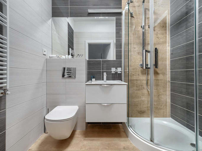 Bathroom, Beautiful apartment very close to the beach, Kamień