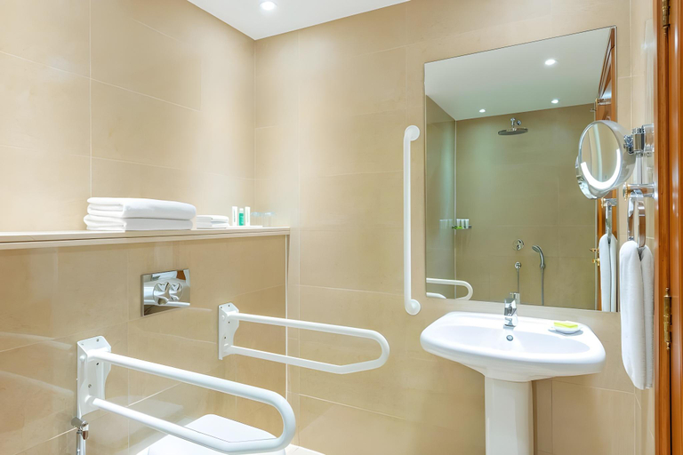 Bathroom 5, Majestic Cove Hotel, Dubai