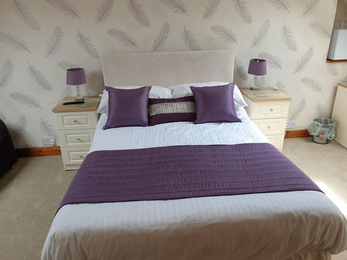 Bedroom 2, The Pathways Guest House, North Yorkshire