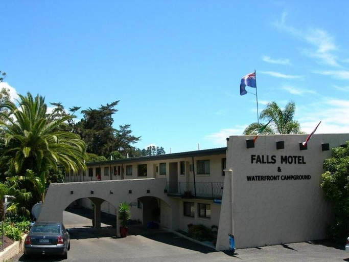 Exterior & Views 2, Waterfalls Estate - Motel & Campground, Far North