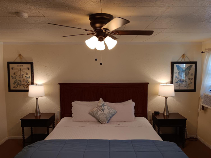 Others 5, Cherokee Lodge, San Diego