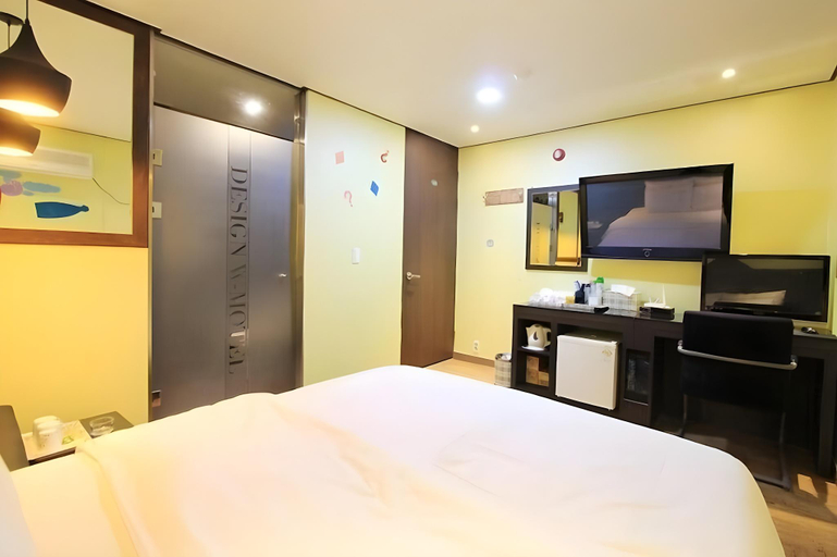 Bedroom 4, Gunsan Chakan Hotel, Gunsan