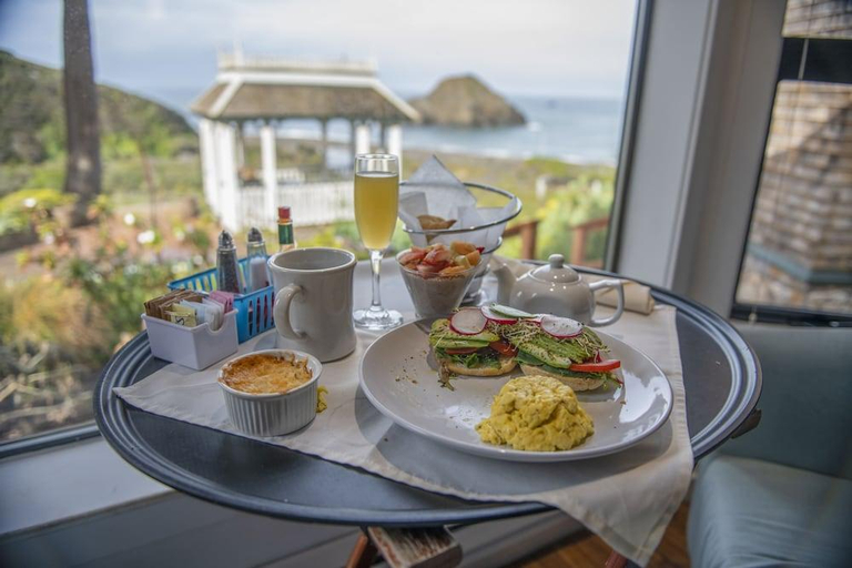 Food & Drinks 5, Elk Cove Inn & Spa, Mendocino