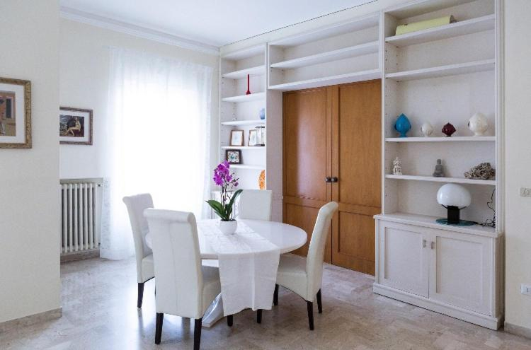 Others 3, B&B La madia, Bari