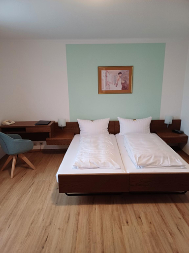 Bedroom 4, Landgasthof Adler, Sigmaringen