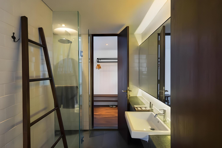 Bathroom 4, Park 5 Hotel, South Jakarta