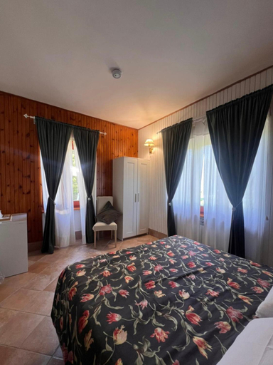 Bedroom 2, L'Orsa, L'Aquila