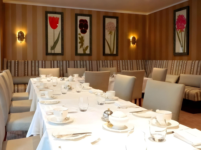Food & Drinks 5, The Draycott Hotel, London