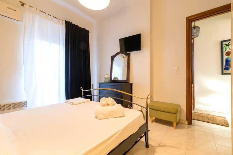 Bedroom 3, Central House of Ialisos, South Aegean