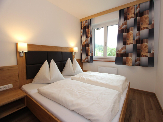 Bedroom 2, Apartment in Sankt Johann near Ski Area, Sankt Johann im Pongau