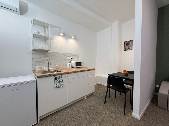 Others 5, Gremium Apartments, Bratislava I
