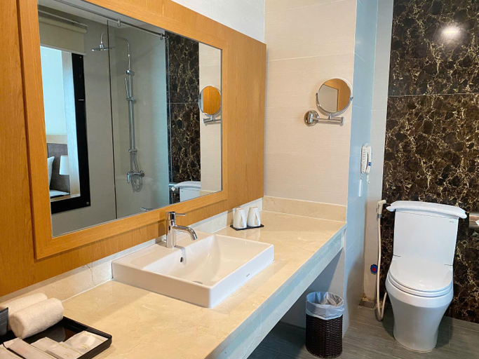 Bathroom 4, Muong Thanh Con Cuong Hotel, Con Cuông