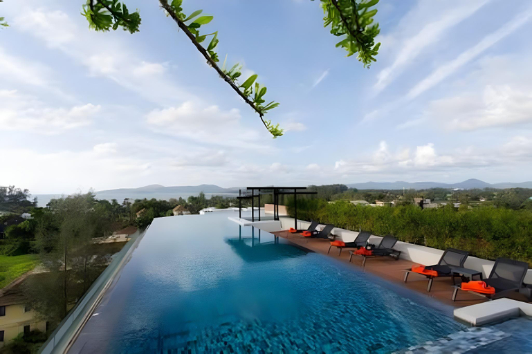 Sport & Beauty 2, 6th Avenue Surin Condominium, Pulau Phuket