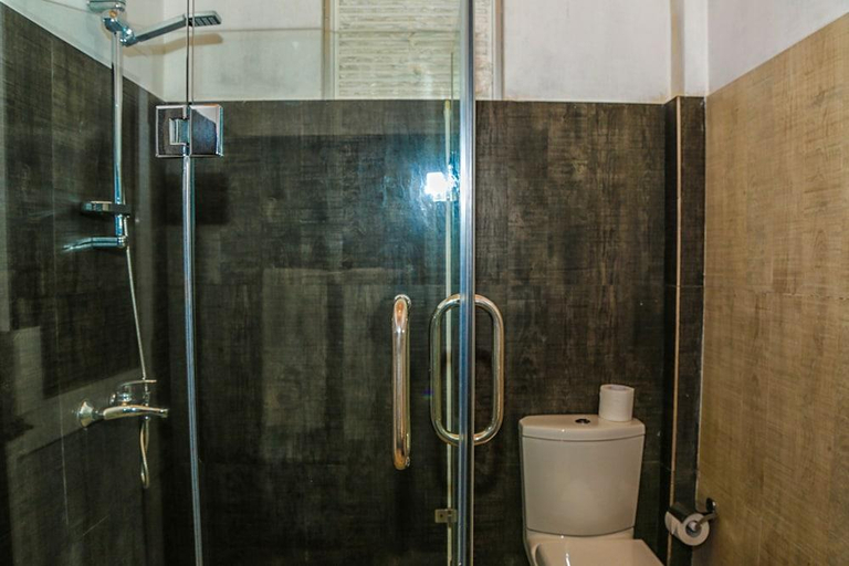 Bathroom, Oak-Ray Summer Hill Breeze Hotel, Nuwara Eliya