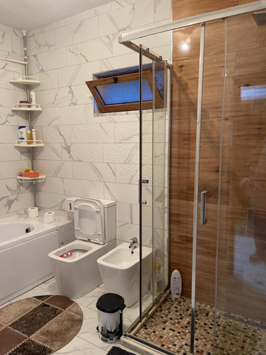 Bathroom, Hotel-Restorant Pepushaj, Malësi e Madhe