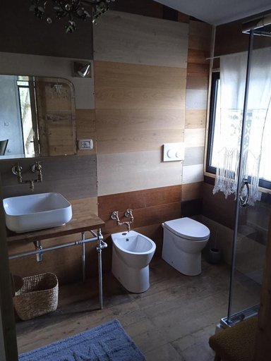 Bathroom 5, B&B Filobrocante, Brindisi