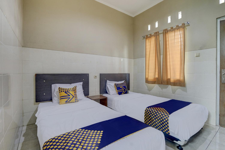 Bedroom, OYO Life 90159 Puri Asoka Guest House, Semarang