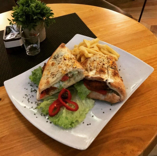 Food & Drinks 4, Begu Motel