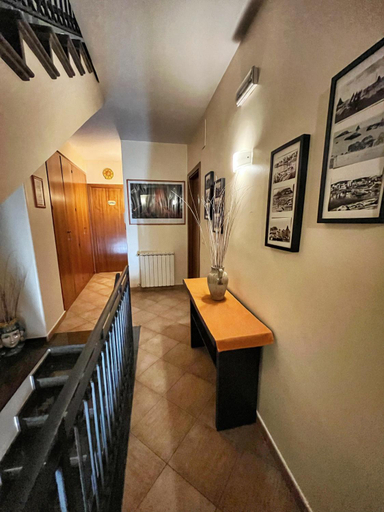 Others 2, B&B Epos Acitrezza, Catania