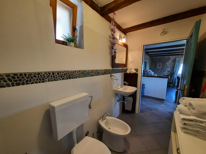 Bathroom 4, Stone House in Dobrec with Sea Views, Opatija/Veprinac