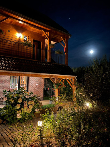 Others 2, Hallerbos B&B in Bluebell Forest, Vlaams Brabant