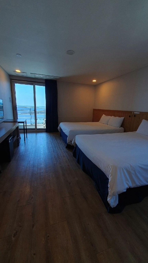 Bedroom 2, HOTEL52, Seogwipo