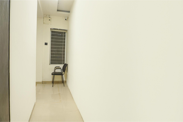 Public Area 2, Via The Corporate Hub, Pune